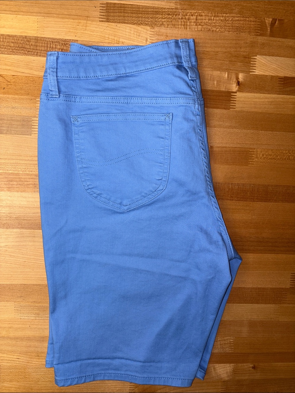 Lee Jeans Women’s Bermuda Shorts Blue